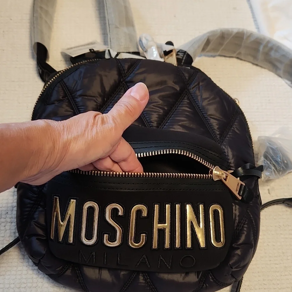 Moschino nwt no